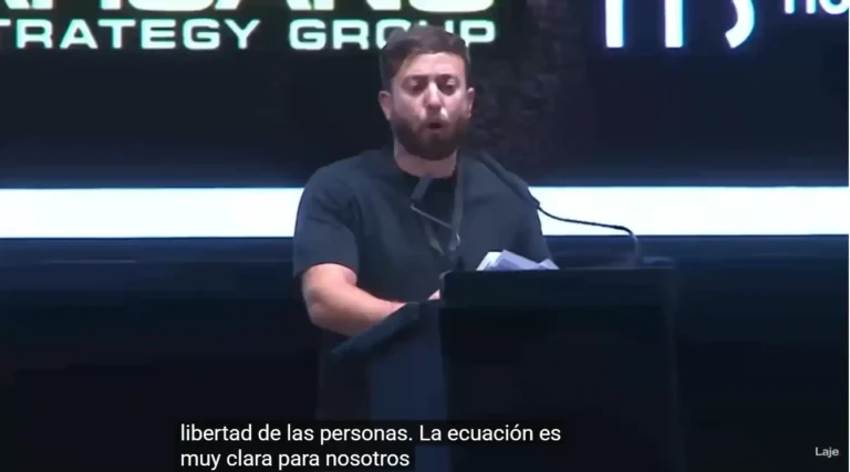 DISCURSO COMPLETO de Agustín Laje en el Derecha Fest